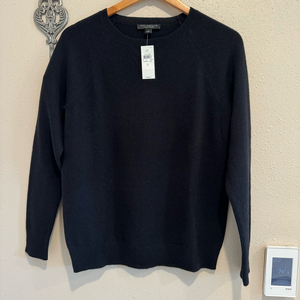 Ann Taylor Crew Neck Cashmere Sweater S